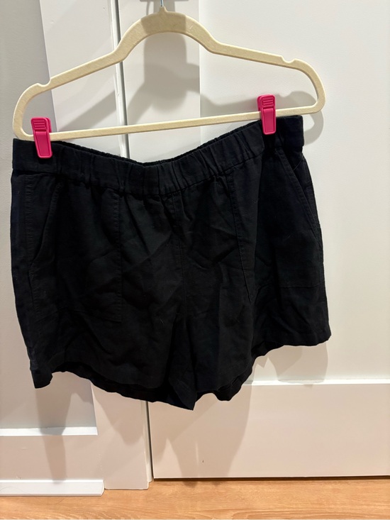 J. Crew Pants - Jcrew Black Linen Elastic Waist Shorts size LARGE